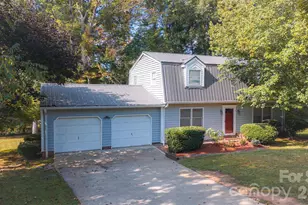 307 Maplewood Dr, Morganton, NC 28655 - Photo 2