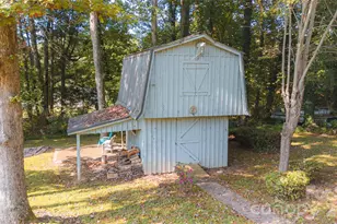 307 Maplewood Dr, Morganton, NC 28655 - Photo 4