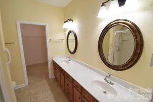 4950 Polo Gate Boulevard, Charlotte, NC 28216 - Photo 24
