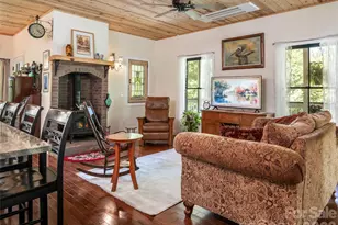 565 Bailey St, Mars Hill, NC 28754 - Photo 8
