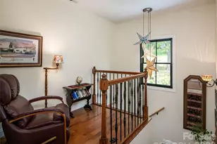 565 Bailey St, Mars Hill, NC 28754 - Photo 34