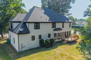 11550 Falling Leaves Dr, Charlotte, NC 28277 - Photo 2