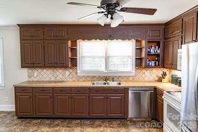 1399 Ruby Spencer Street, Newton, NC 28658 - Photo 10