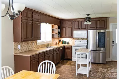 1399 Ruby Spencer Street, Newton, NC 28658 - Photo 6