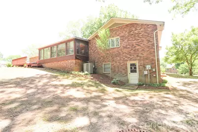 112 Forest Avenue NE, Valdese, NC 28690 - Photo 8