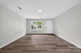 3212 Osceola Lane, Charlotte, NC 28269 - Photo 2
