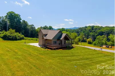 50 Fairview Street, Franklin, NC 28734 - Photo 6