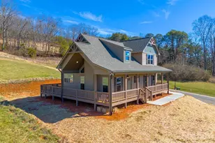 50 Fairview St, Franklin, NC 28734 - Photo 2