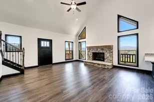 50 Fairview St, Franklin, NC 28734 - Photo 16