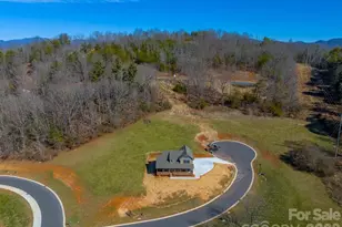 50 Fairview St, Franklin, NC 28734 - Photo 46