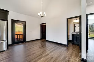 50 Fairview St, Franklin, NC 28734 - Photo 8