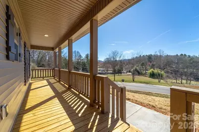 50 Fairview Street, Franklin, NC 28734 - Photo 32