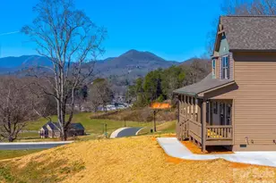 50 Fairview St, Franklin, NC 28734 - Photo 42