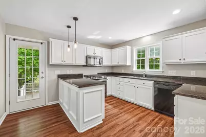917 Clover Park Drive, Clover, SC 29710 - Photo 12