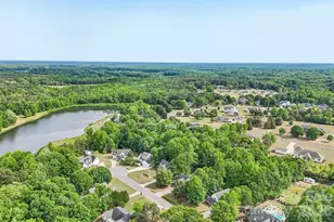 917 Clover Park Dr, Clover, SC 29710 - Photo 36