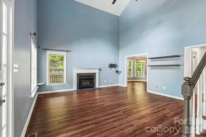 917 Clover Park Drive, Clover, SC 29710 - Photo 6