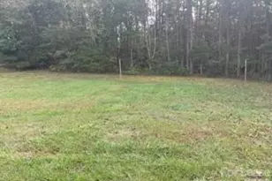 2738 Baker St, Claremont, NC 28610 - Photo 8