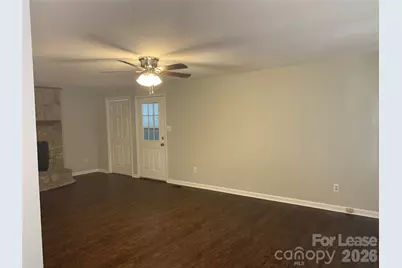 2995 Wonderland Lane, Conover, NC 28613 - Photo 2