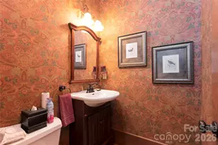 601 Hawk Mountain Rd, Lake Toxaway, NC 28747 - Photo 20