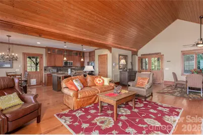 601 Hawk Mountain Road, Lake Toxaway, NC 28747 - Photo 8