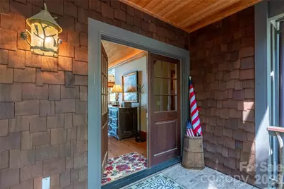 601 Hawk Mountain Road, Lake Toxaway, NC 28747 - Photo 2