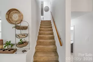 13 Rolling View Dr, Asheville, NC 28805 - Photo 26