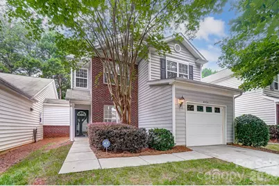 4914 Sunset Ridge Court, Charlotte, NC 28269 - Photo 2