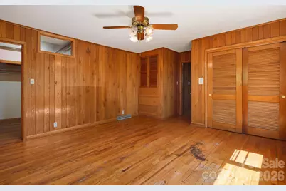 284 Chestnut Street, Mars Hill, NC 28754 - Photo 18