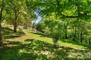 284 Chestnut St, Mars Hill, NC 28754 - Photo 38