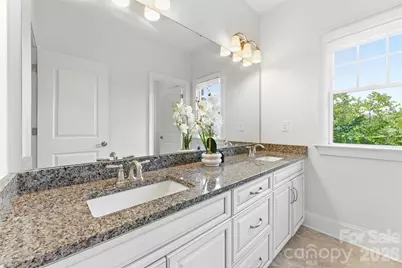 1009 Princessa Drive, Matthews, NC 28104 - Photo 32