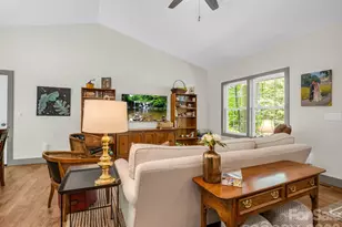 135 Half Moon Ln, Brevard, NC 28712 - Photo 12