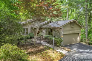 118 Timber Creek Rd, Hendersonville, NC 28739 - Photo 4