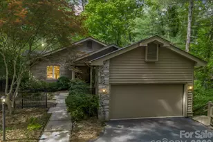 118 Timber Creek Rd, Hendersonville, NC 28739 - Photo 2