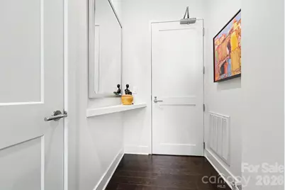 1100 Metropolitan Avenue #413, Charlotte, NC 28204 - Photo 2