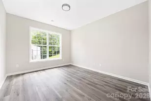 13834 Riding Hill Ave, Charlotte, NC 28213 - Photo 32