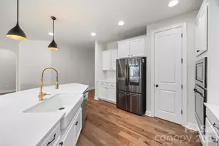 748 Garrett Green Way, Fort Mill, SC 29715 - Photo 8