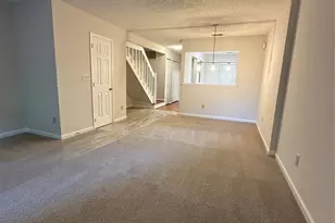 6311 Windsor Gate Ln, Charlotte, NC 28215 - Photo 16