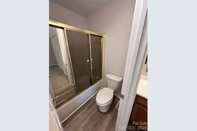 6311 Windsor Gate Lane, Charlotte, NC 28215 - Photo 22
