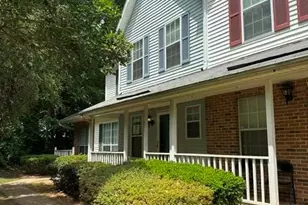6311 Windsor Gate Ln, Charlotte, NC 28215 - Photo 2