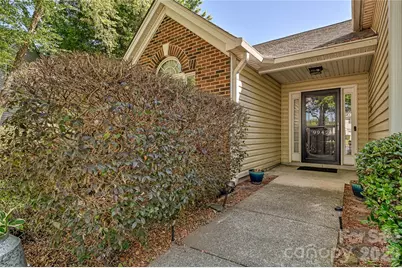 9942 Gray Dove Court, Charlotte, NC 28216 - Photo 2