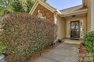 9942 Gray Dove Ct, Charlotte, NC 28216 - Photo 2