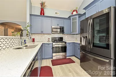 9942 Gray Dove Court, Charlotte, NC 28216 - Photo 12