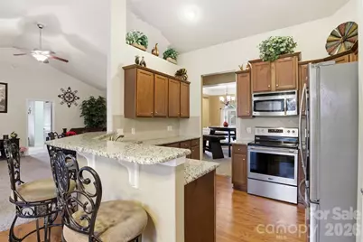 2425 Winnsford Lane, Gastonia, NC 28056 - Photo 22
