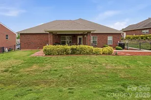 2425 Winnsford Lane, Gastonia, NC 28056 - Photo 8