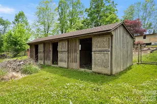 28 Cathys Cv Rd, Hendersonville, NC 28792 - Photo 38