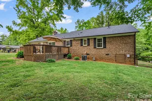 701 Hickory Hill Ct, Gastonia, NC 28054 - Photo 4