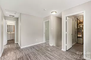 12425 Stowe Acres Dr, Charlotte, NC 28262 - Photo 8