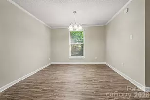 409 Vista Grande Cir, Charlotte, NC 28226 - Photo 4