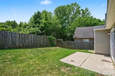 1610 Forest Stream Court, Charlotte, NC 28213 - Photo 16