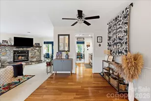 16 Woodsong Ln, Brevard, NC 28712 - Photo 6